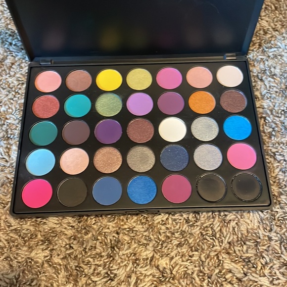 Morphe Palette - Picture 2 of 2